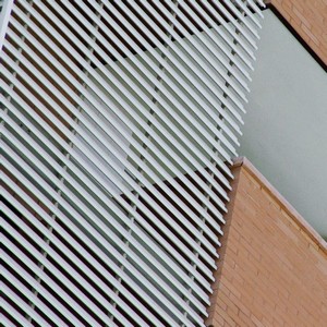 Brise-soleil de PVC