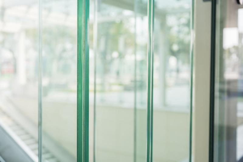 Vidro Laminado para Box: Segurança e Estilo para o seu Banheiro